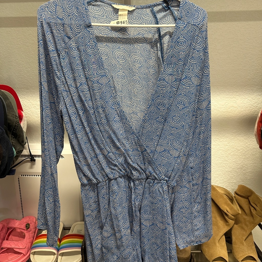 Random dresses - Picture 3 of 16